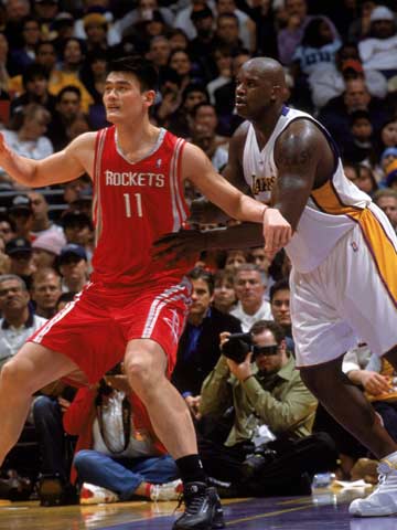 阿夫迪亚41分开拓者险胜火箭 伊森绝杀超时