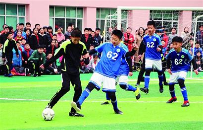 青训小将助攻制胜球，引发关注