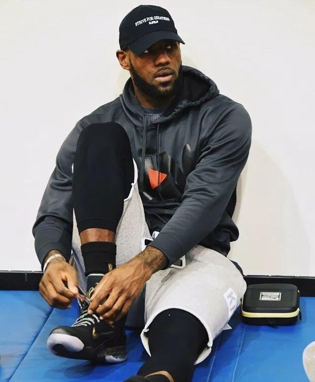 [乒乓球]陈垣宇／蒯曼、徐海东／陈幸同晋级混双32强